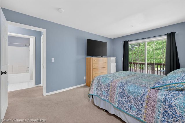 16982 Farmington Road, Livonia, MI 48154