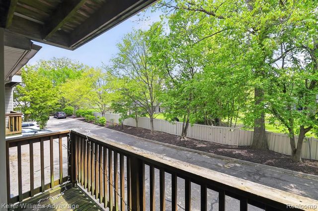 16982 Farmington Road, Livonia, MI 48154
