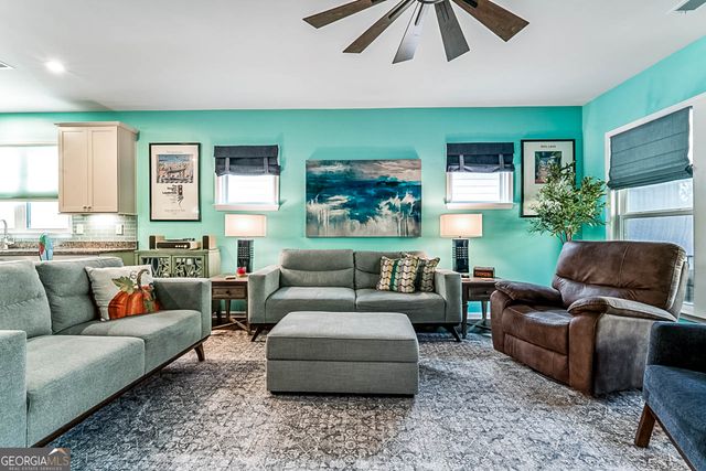 221 Little Gem Court, Griffin, GA 30223