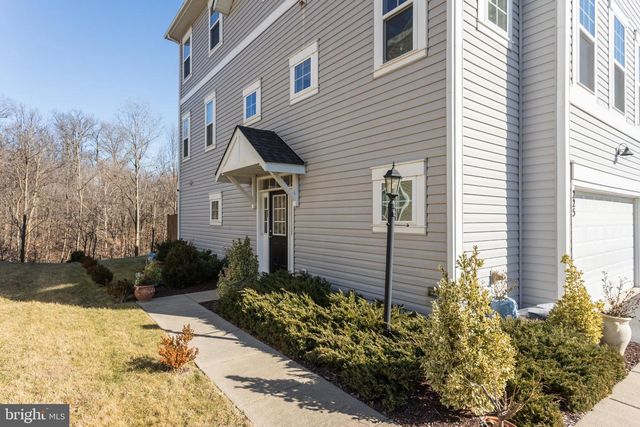 225 PATCHWORK DR, Stephenson, VA 22656