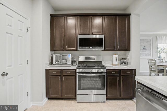 225 PATCHWORK DR, Stephenson, VA 22656