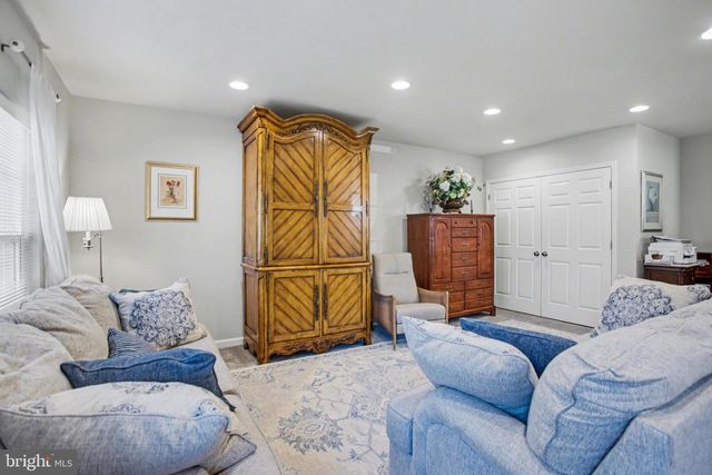 225 PATCHWORK DR, Stephenson, VA 22656