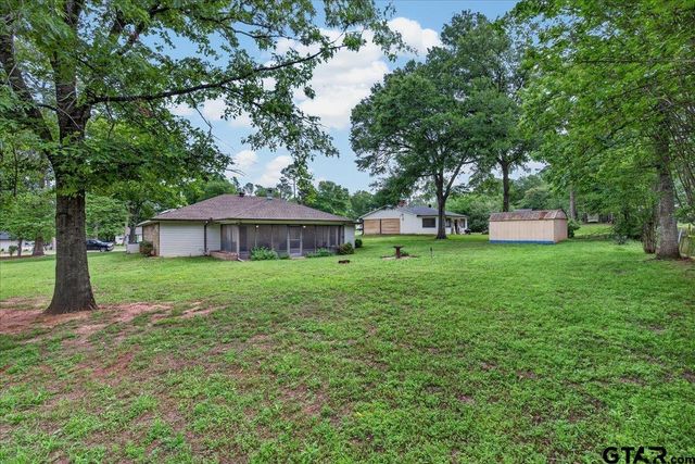 210 Treetop Lane, Hideaway, TX 75771