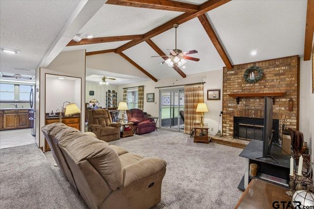 210 Treetop Lane, Hideaway, TX 75771