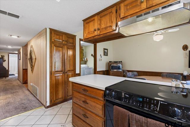 210 Treetop Lane, Hideaway, TX 75771