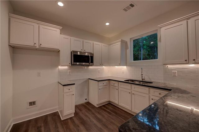 15 Cassidy Trail, Douglasville, GA 30134