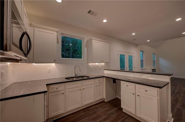 15 Cassidy Trail, Douglasville, GA 30134