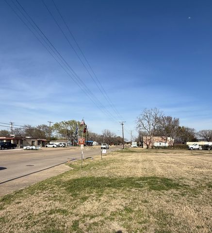 220 E Belt Line Road, Wilmer, TX 75172