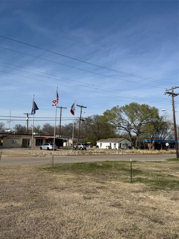 220 E Belt Line Road, Wilmer, TX 75172