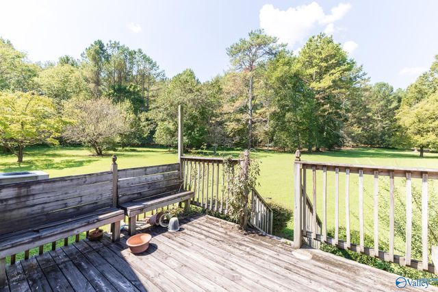 336 Tumpkins Lane NE, Huntsville, AL 35811