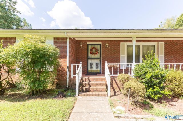 336 Tumpkins Lane NE, Huntsville, AL 35811