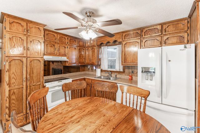 336 Tumpkins Lane NE, Huntsville, AL 35811