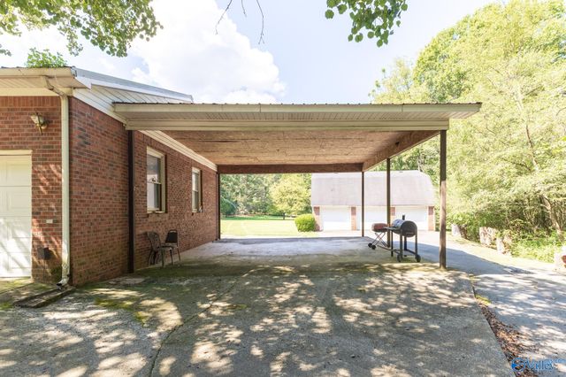 336 Tumpkins Lane NE, Huntsville, AL 35811