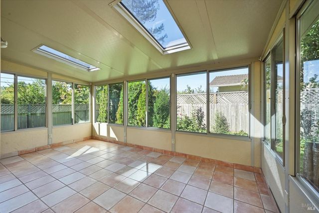 9225 Clyde Ave, Kenwood, CA 95452