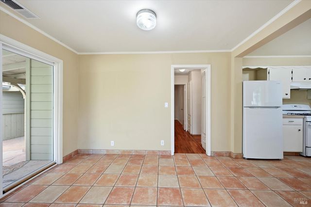 9225 Clyde Ave, Kenwood, CA 95452