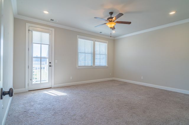 3228 Vinemont Dr, Thompsons Station, TN 37179