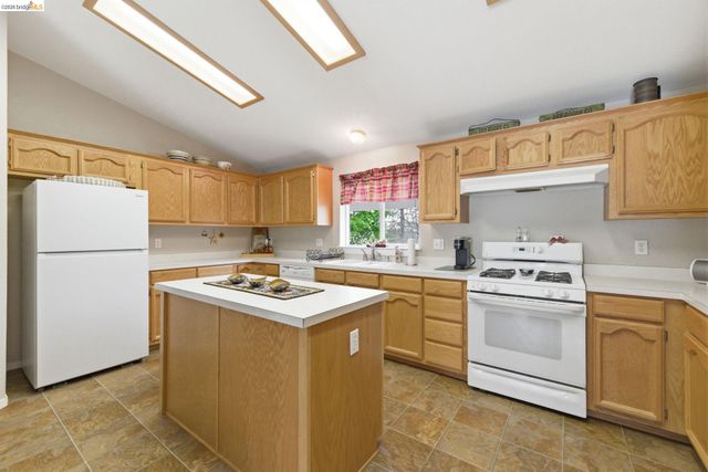 17655 Murphy Ct., Sonora, CA 95370