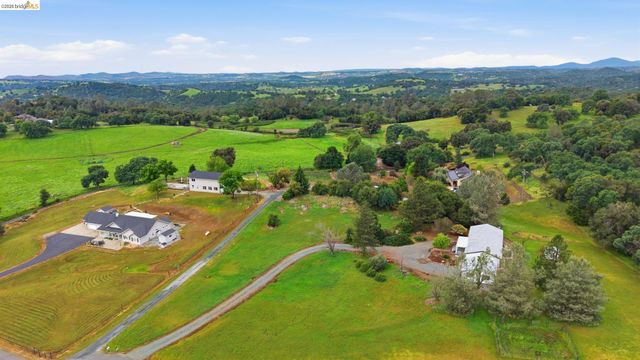 17655 Murphy Ct., Sonora, CA 95370