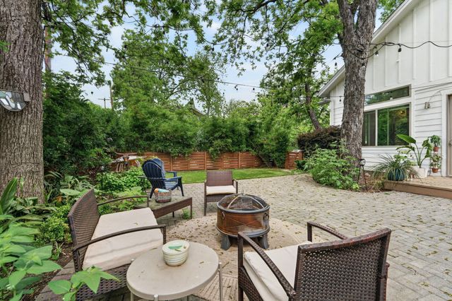 2601 Willow ST B, Austin, TX 78702