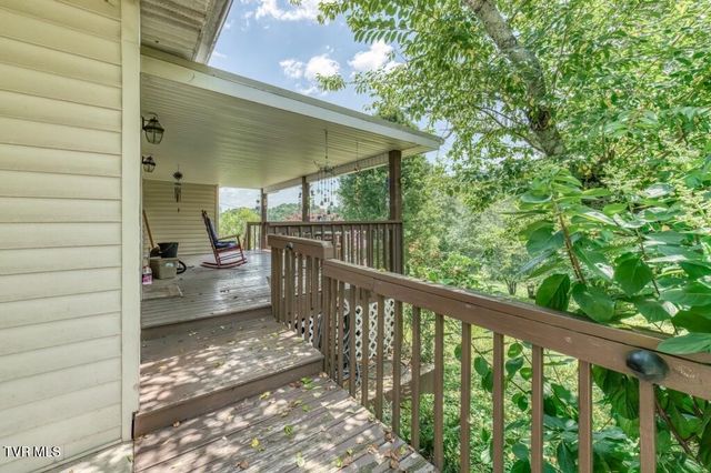 1519 Bloomingdale Road, Kingsport, TN 37660