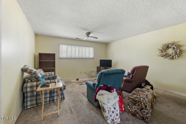 1519 Bloomingdale Road, Kingsport, TN 37660