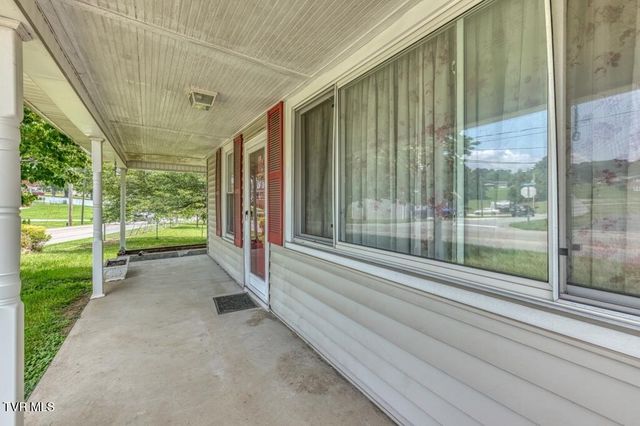 1519 Bloomingdale Road, Kingsport, TN 37660