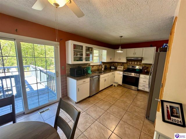 836 Ireland School Road, Radcliff, KY 40160