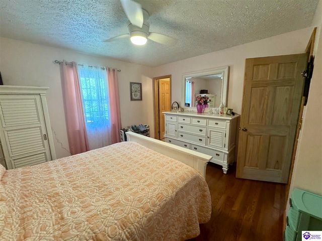 836 Ireland School Road, Radcliff, KY 40160
