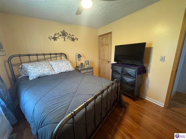836 Ireland School Road, Radcliff, KY 40160