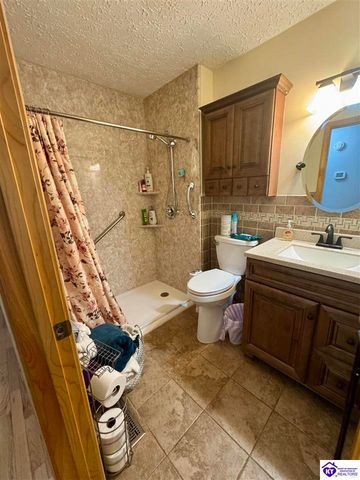 836 Ireland School Road, Radcliff, KY 40160