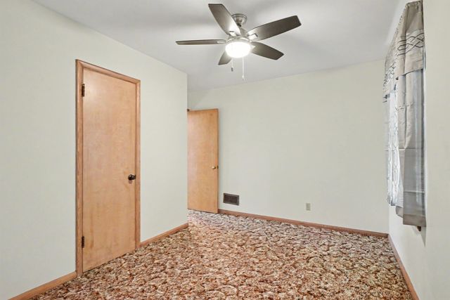 7234 La Porte Road, Washburn, IA 50702