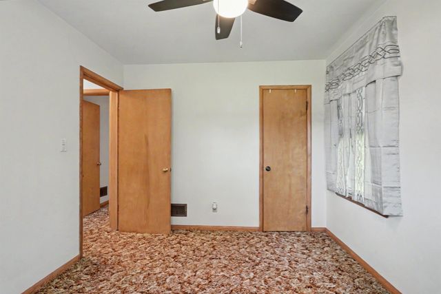7234 La Porte Road, Washburn, IA 50702