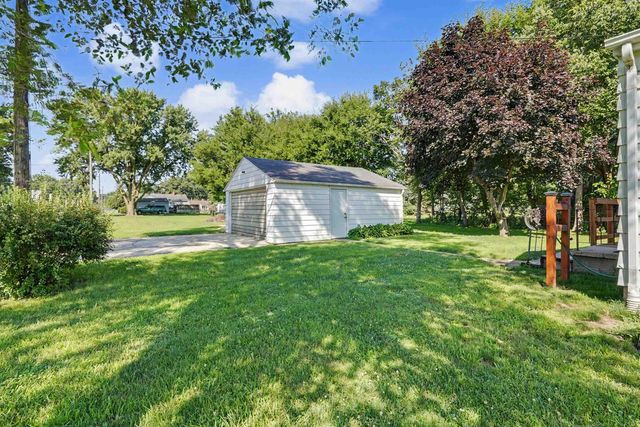 7234 La Porte Road, Washburn, IA 50702