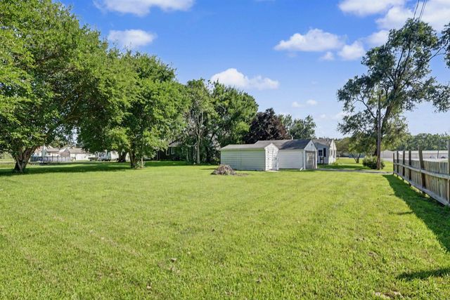 7234 La Porte Road, Washburn, IA 50702