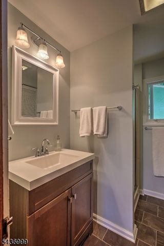 114 Lakeside Dr, Liberty Twp., NJ 07823
