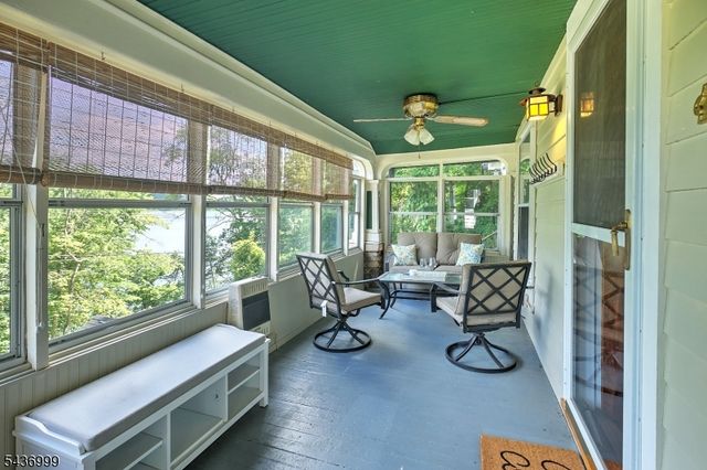 114 Lakeside Dr, Liberty Twp., NJ 07823