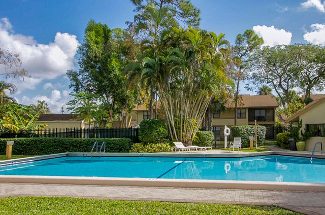 13055 Albright Court 20, Wellington, FL 33414