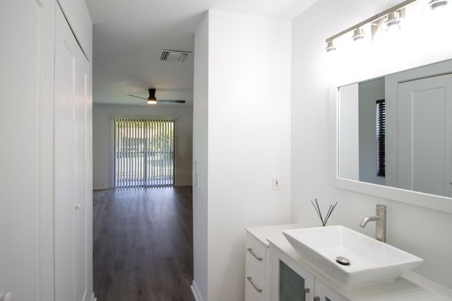 13055 Albright Court 20, Wellington, FL 33414
