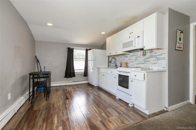 713 Wren Court, West Hempstead, NY 11552