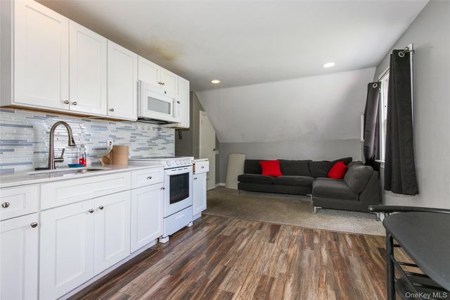 713 Wren Court, West Hempstead, NY 11552