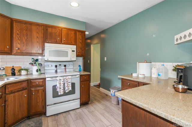 713 Wren Court, West Hempstead, NY 11552