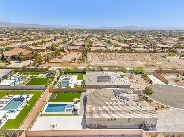 9930 Justin Earl Avenue, Las Vegas, NV 89149
