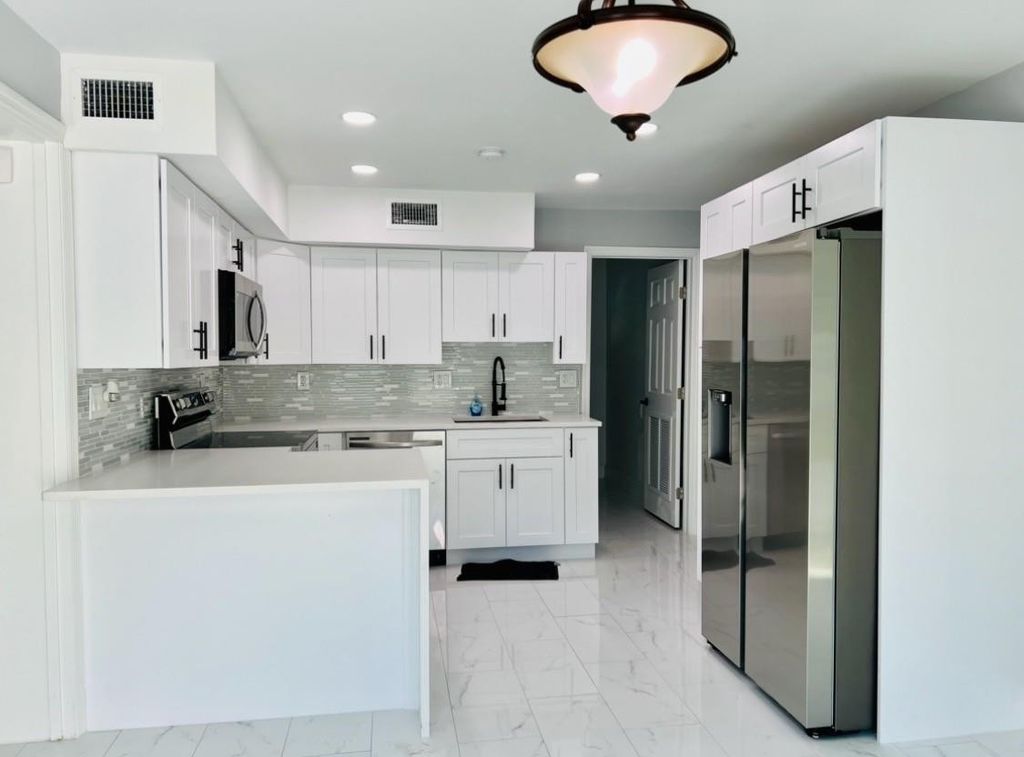 314 Sunshine Drive, Coconut Creek, FL 33066