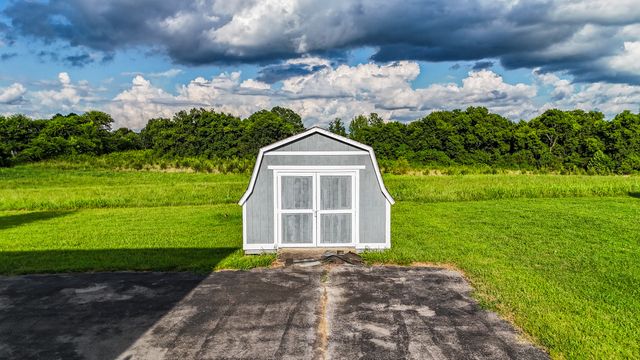 107 Cascade Ln, Bell Buckle, TN 37020