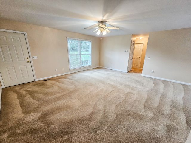 107 Cascade Ln, Bell Buckle, TN 37020