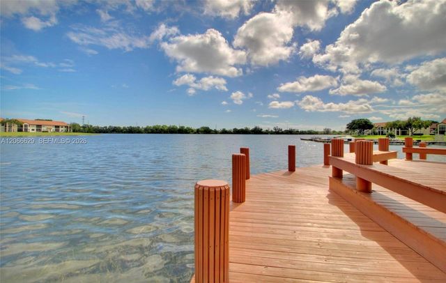206 Liberty Court ., Deerfield Beach, FL 33442