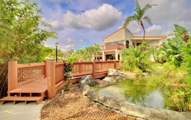 206 Liberty Court ., Deerfield Beach, FL 33442