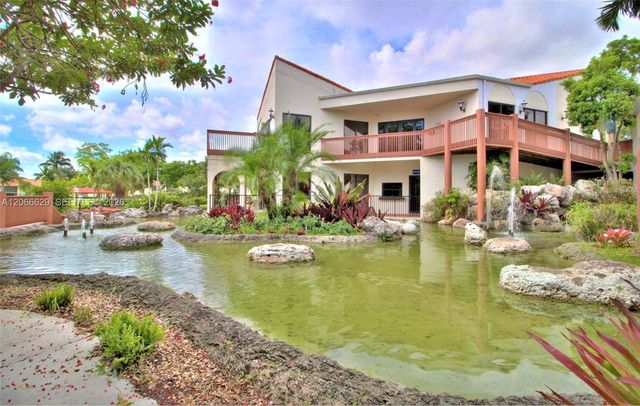 206 Liberty Court ., Deerfield Beach, FL 33442