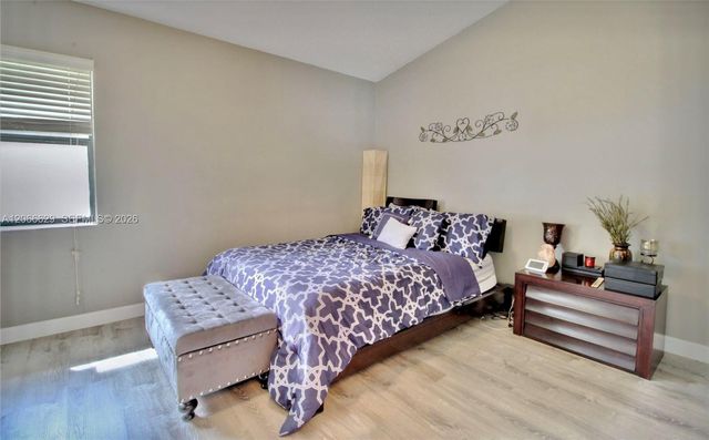 206 Liberty Court ., Deerfield Beach, FL 33442