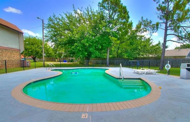 401 SE 12th Street 273, Norman, OK 73071